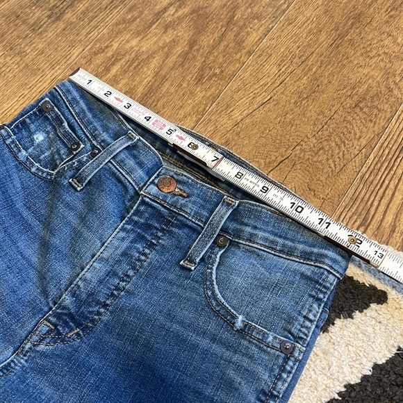 Madewell factory distressed light wash denim skinny jeans - Picture 7 of 9
